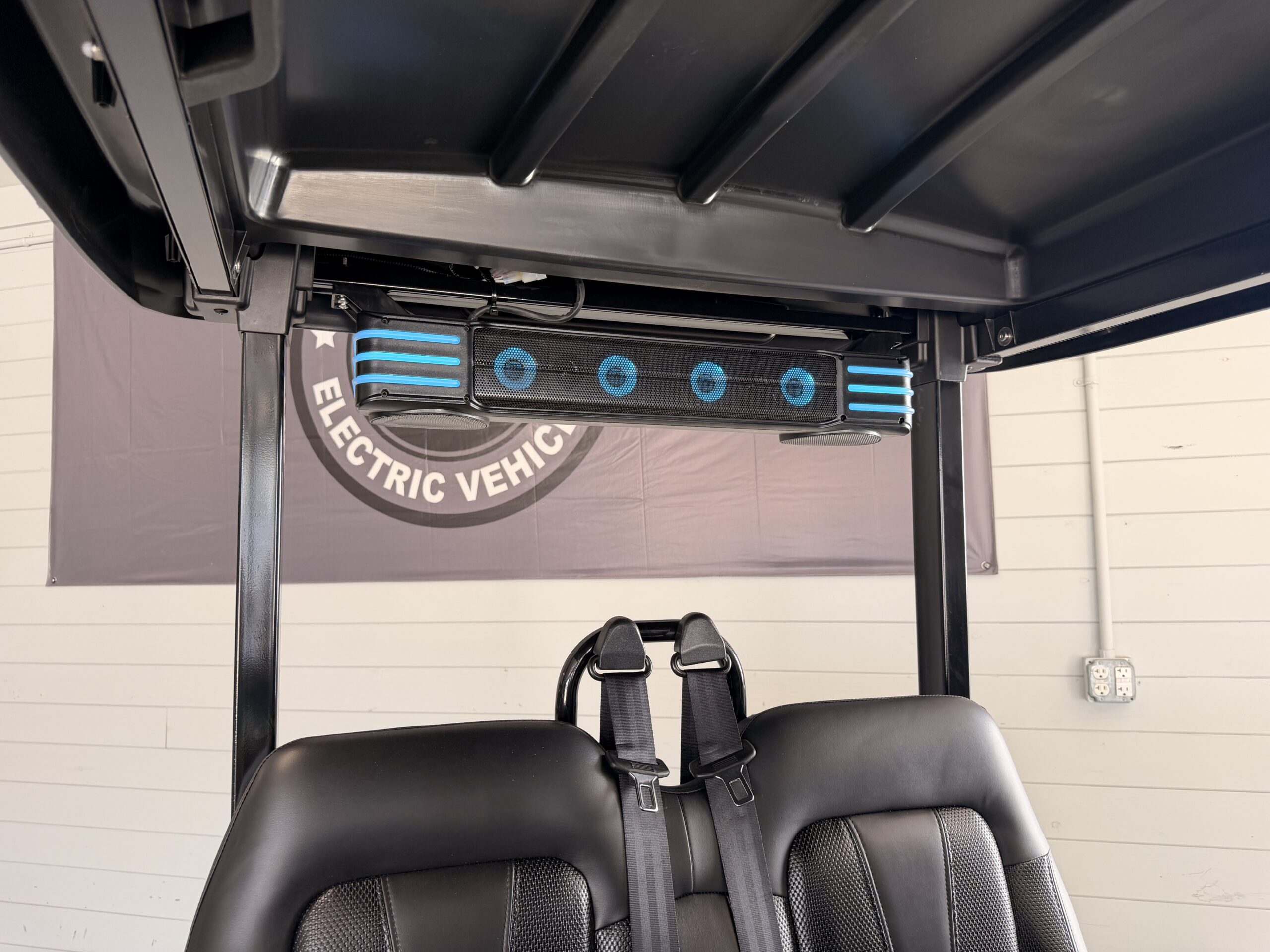 2027 Evolution D5 Maverick 4 Plus
