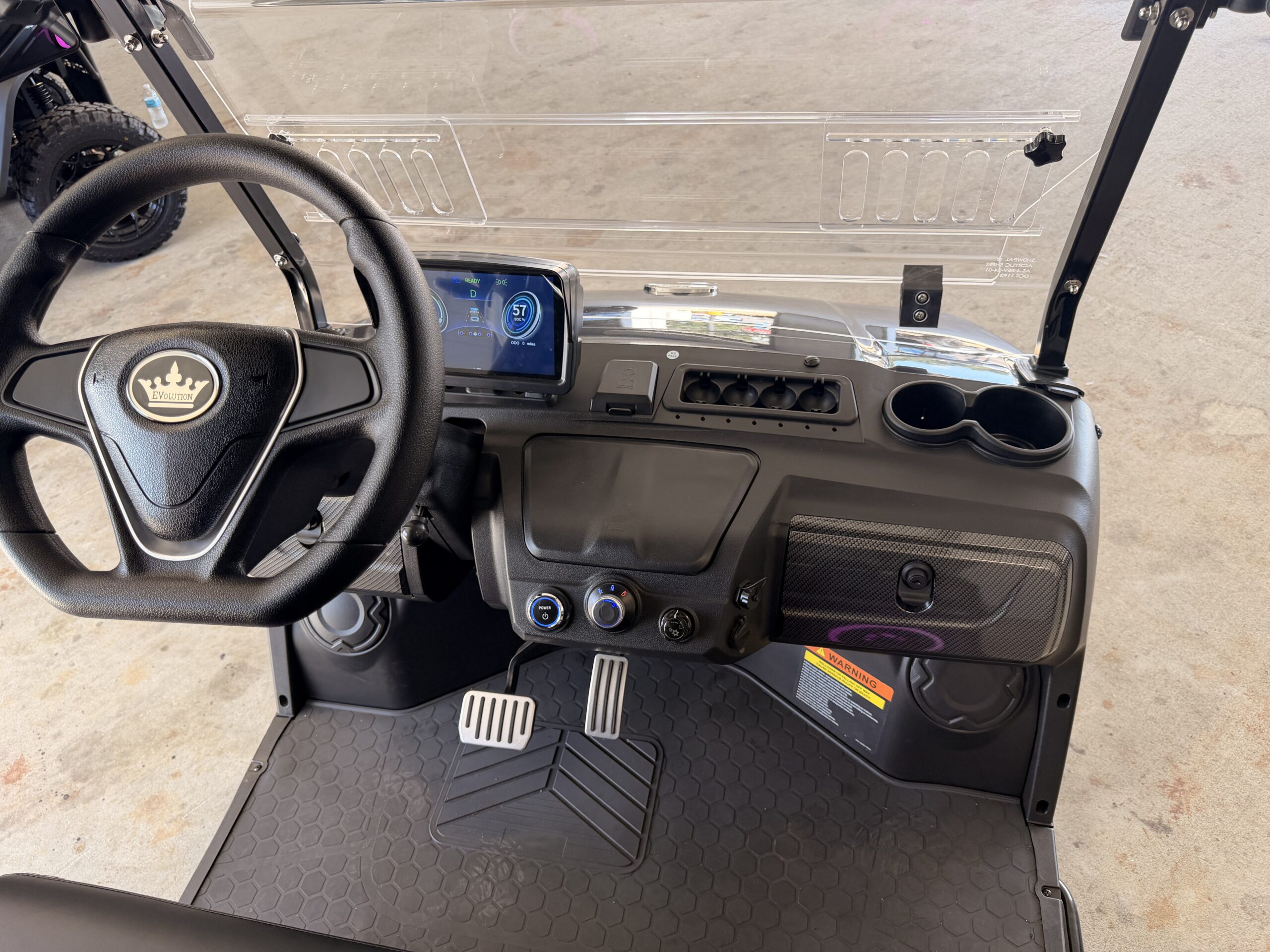 2027 Evolution D5 Maverick 4 Plus